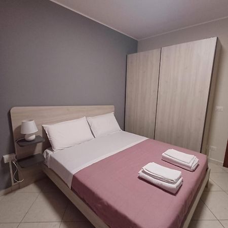 Affitta Camere Gold Barletta Kültér fotó