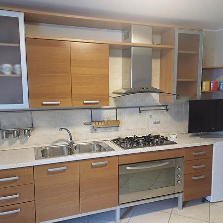 Affitta Camere Gold Barletta Kültér fotó